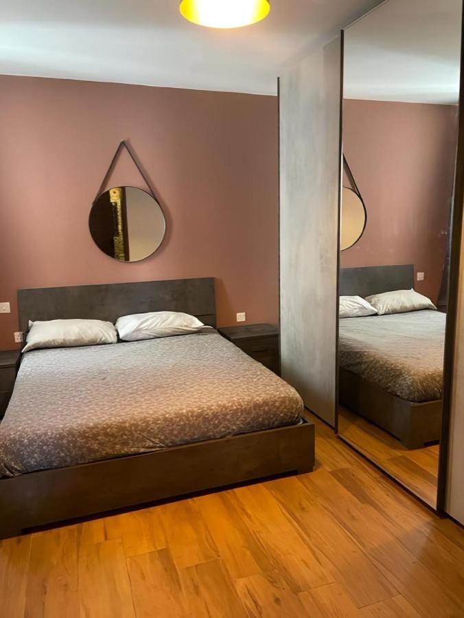 Airport Accommodation Bedroom With Your Own Private Bathroom Self Check In And Self Check Out Air-Condition Included Mqabba Exterior foto